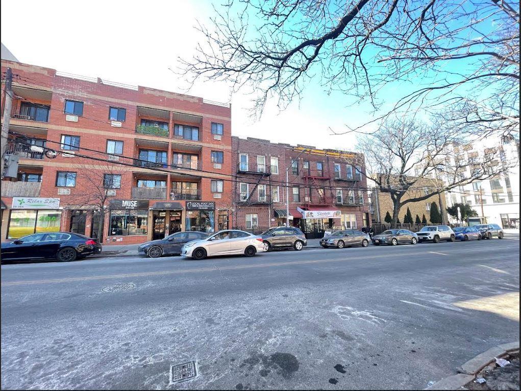 Single Family Broadway  Queens, NY 11106, MLS-833646-2