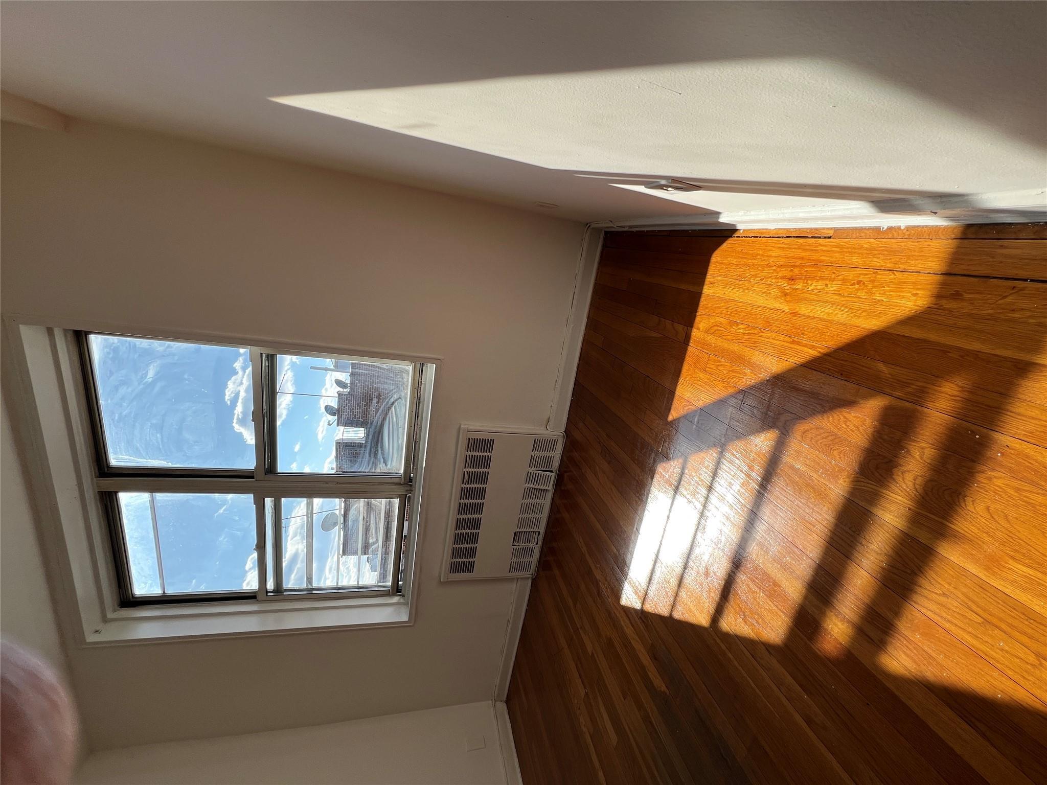 Coop Thieriot  Bronx, NY 10460, MLS-833705-2