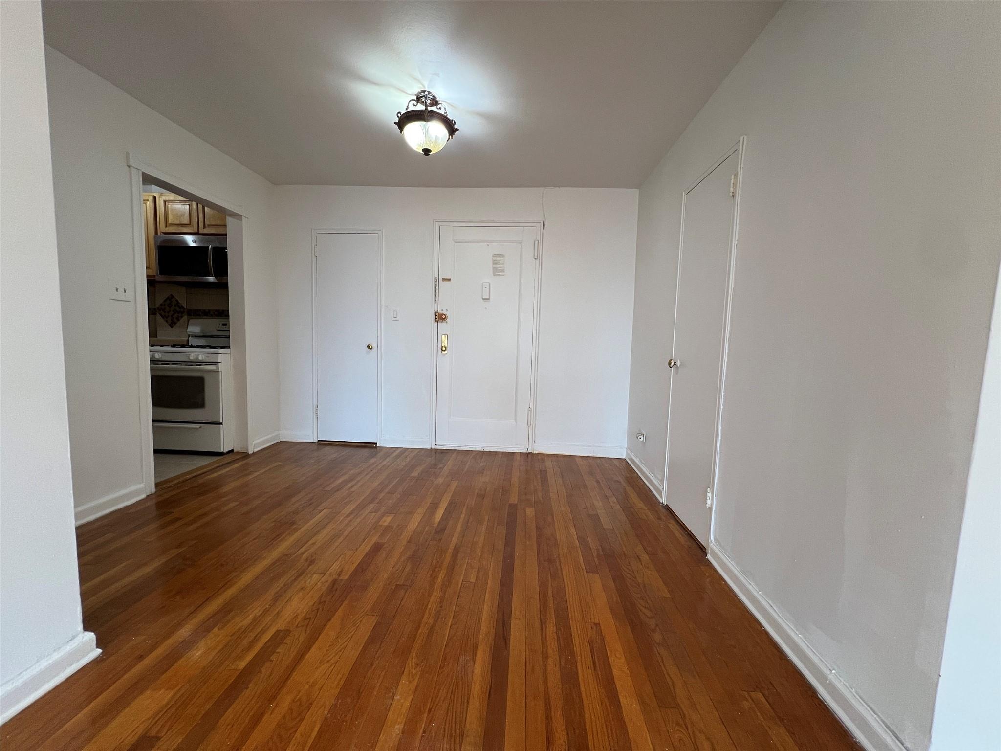 Coop Thieriot  Bronx, NY 10460, MLS-833705-3