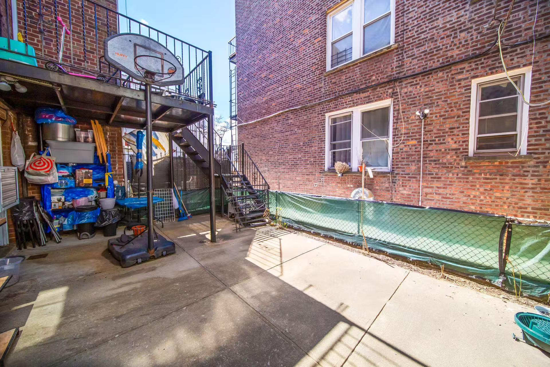 Single Family 93rd  Queens, NY 11372, MLS-833714-24