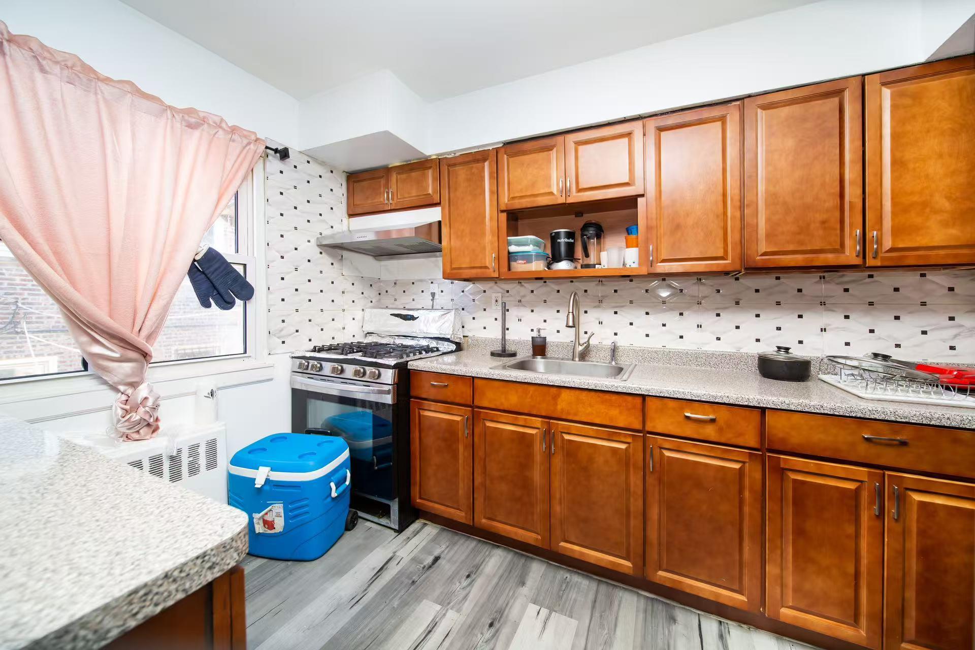 Single Family 93rd  Queens, NY 11372, MLS-833714-9