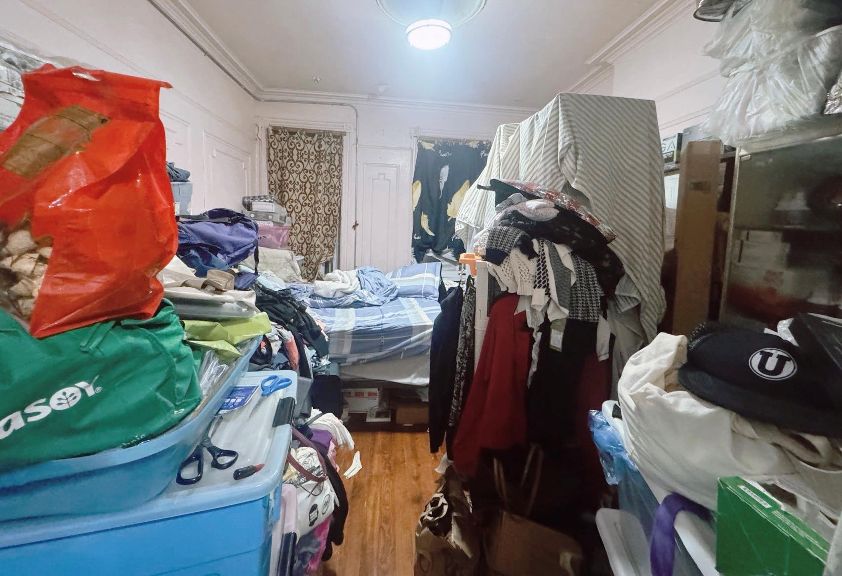 Single Family Menahan  Brooklyn, NY 11237, MLS-833727-22