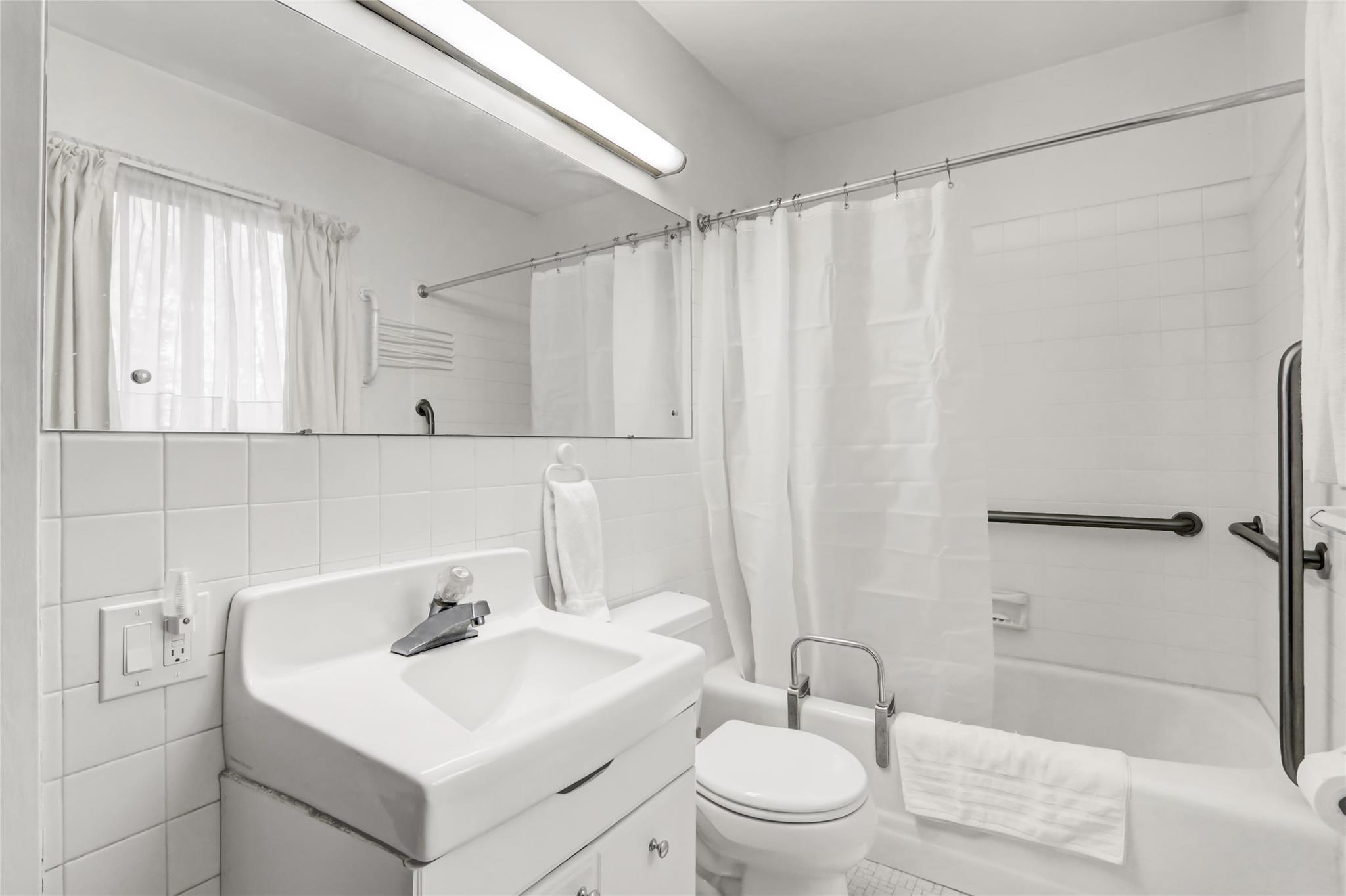Single Family Ocean  Suffolk County, NY 11768, MLS-833748-20