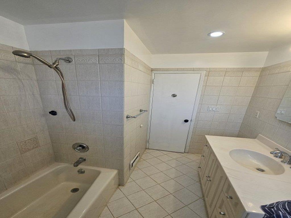 Single Family Milburn  Nassau County, NY 11510, MLS-833777-6