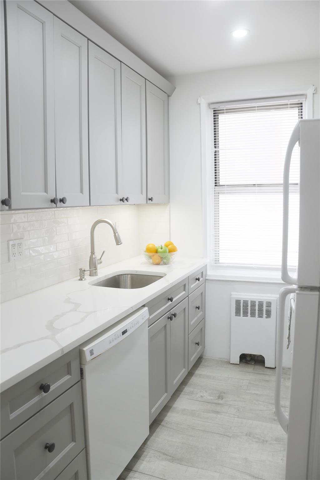 Coop Independence  Bronx, NY 10463, MLS-833791-7