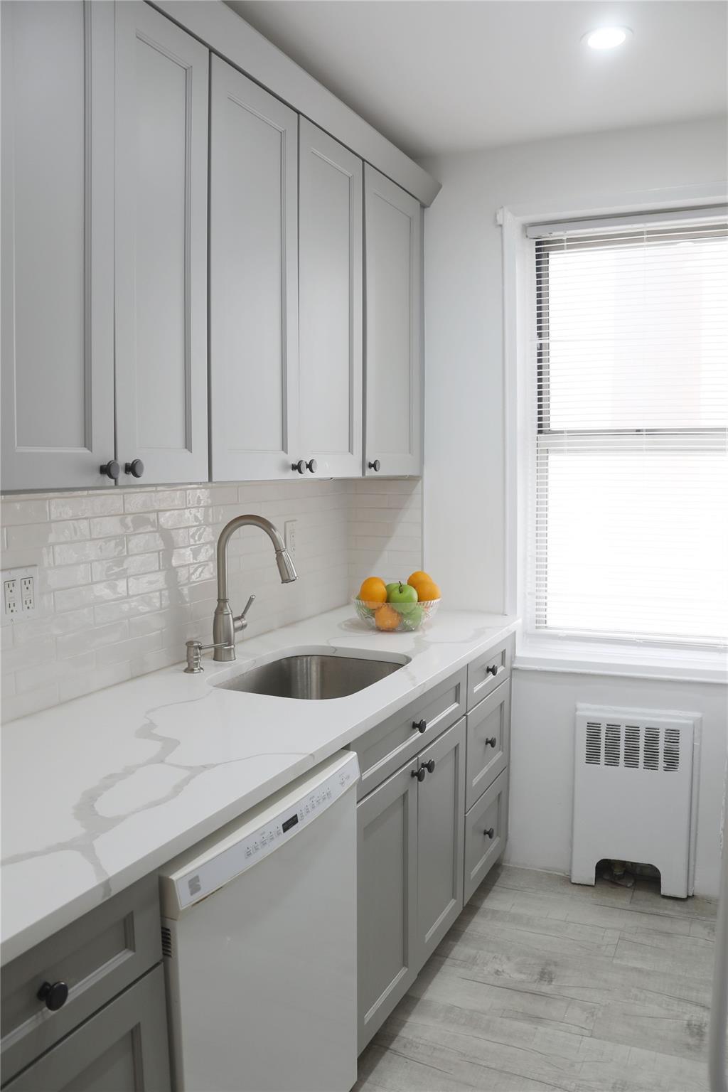 Coop Independence  Bronx, NY 10463, MLS-833791-8