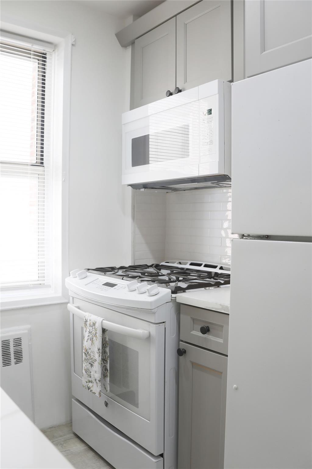 Coop Independence  Bronx, NY 10463, MLS-833791-9