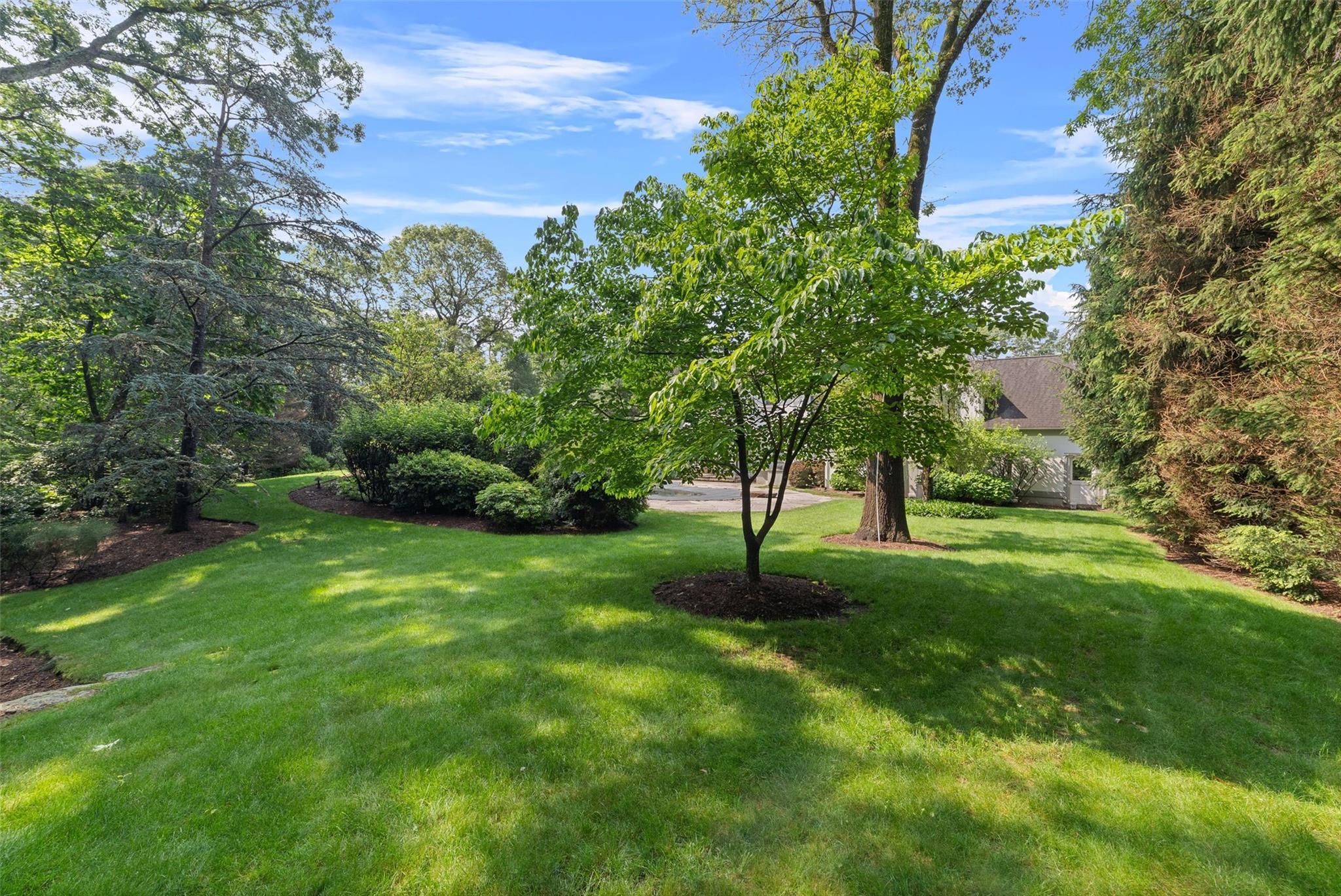 Single Family Camden  Westchester County, NY 10533, MLS-833800-23