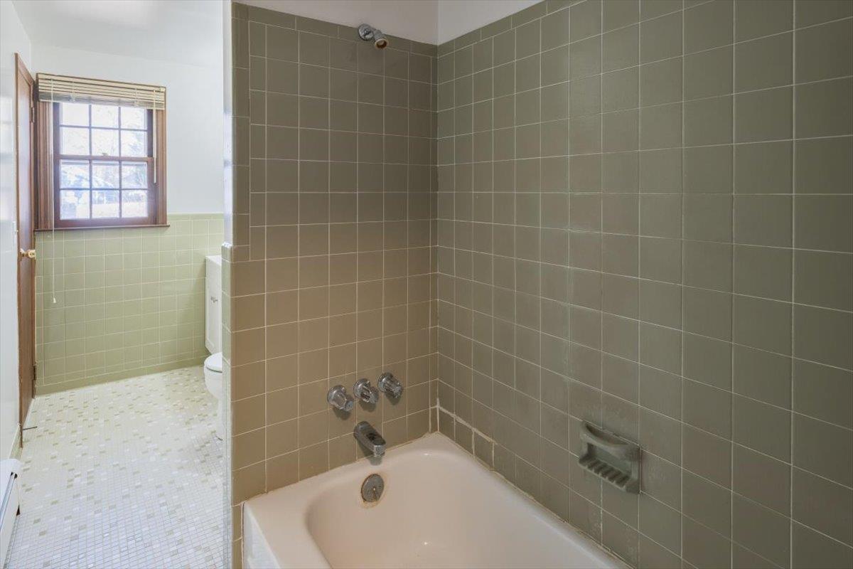 Single Family Montauk  Suffolk County, NY 11719, MLS-833810-10