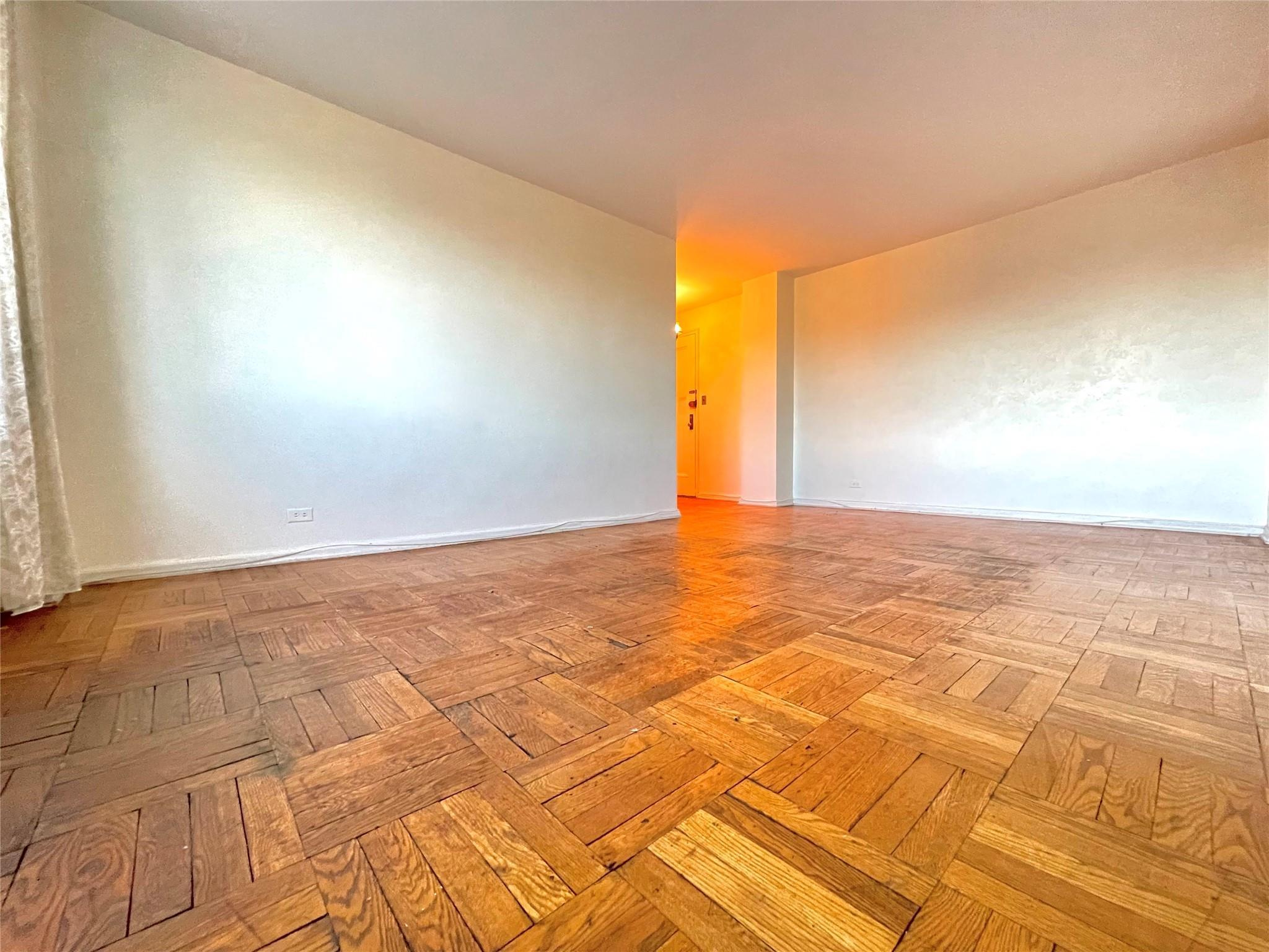 Coop Knolls  Bronx, NY 10463, MLS-833868-4