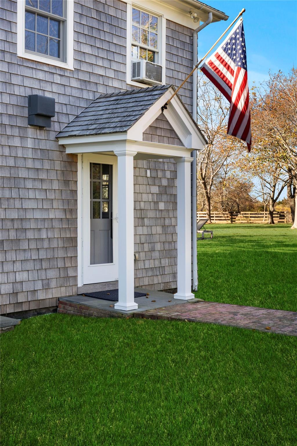 Single Family Main  Suffolk County, NY 11957, MLS-833875-27