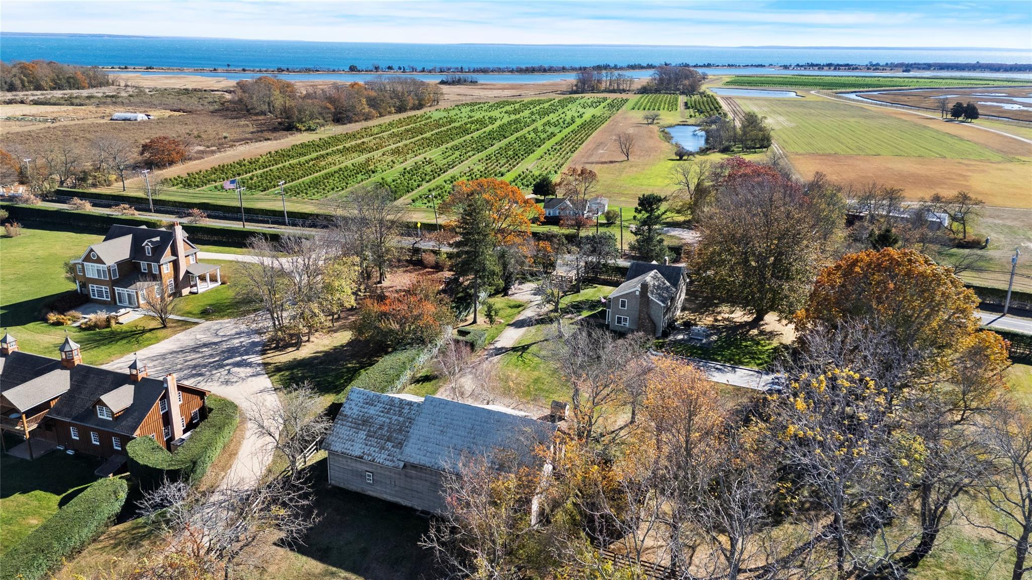 Single Family Main  Suffolk County, NY 11957, MLS-833875-32