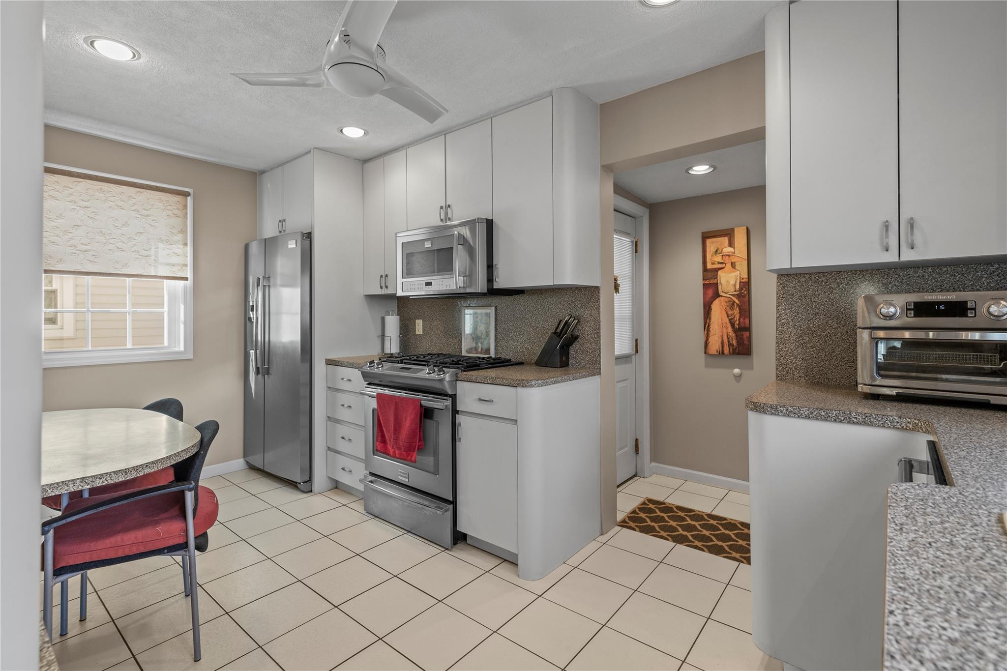 Single Family Thrush  Nassau County, NY 11552, MLS-833896-19