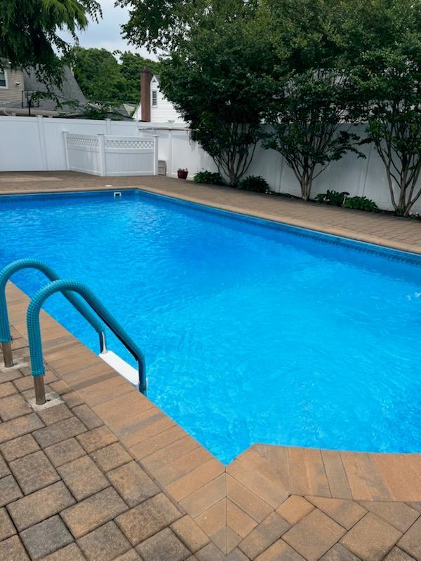 Single Family Thrush  Nassau County, NY 11552, MLS-833896-35