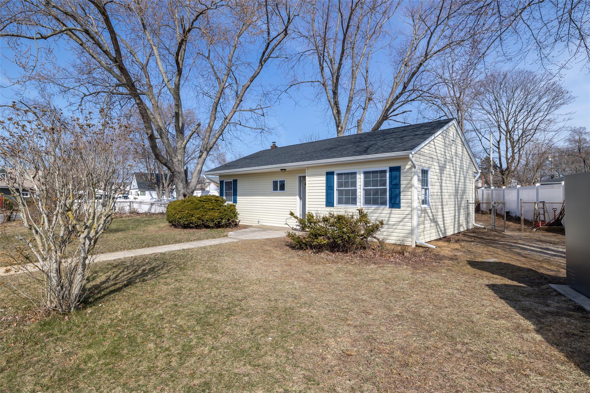 Single Family Emerald  Suffolk County, NY 11701, MLS-833907-20