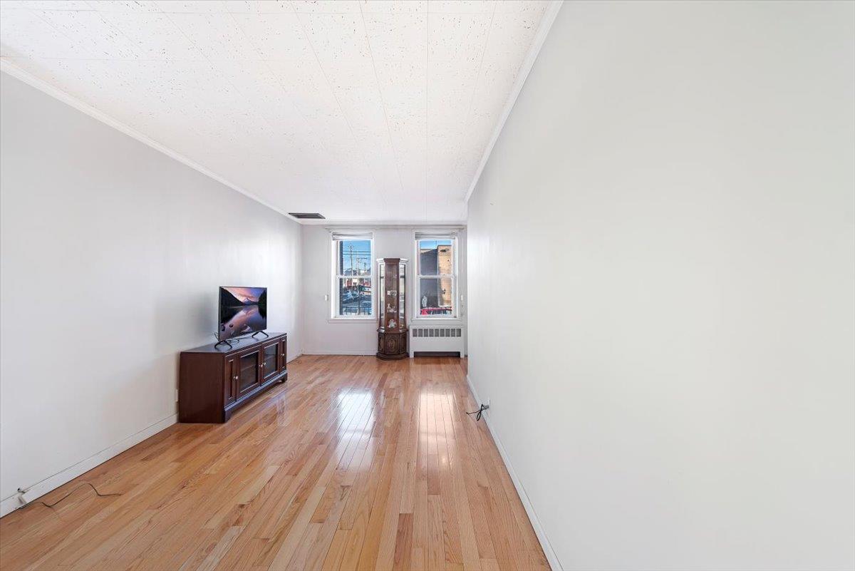 Single Family College  Westchester County, NY 10704, MLS-834005-12