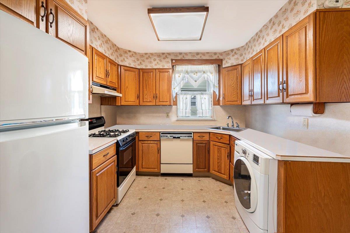 Single Family College  Westchester County, NY 10704, MLS-834005-15