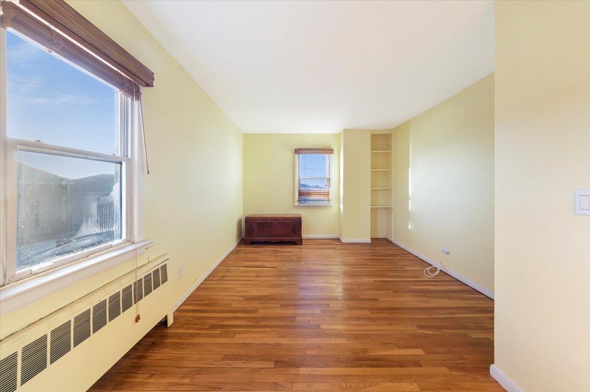 Single Family College  Westchester County, NY 10704, MLS-834005-5