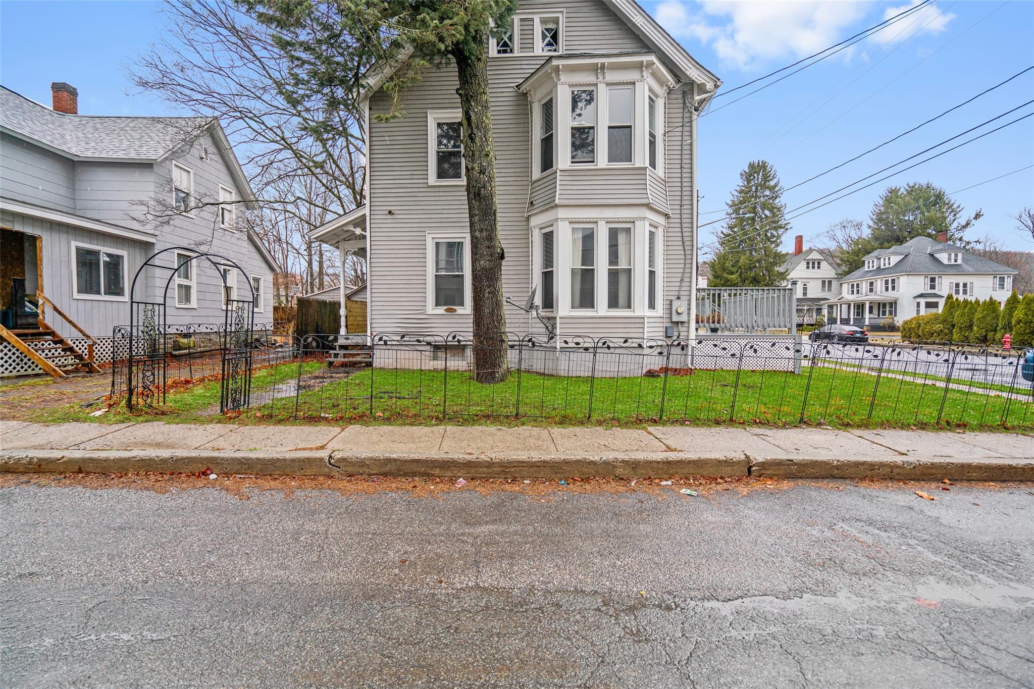 Single Family Maple  Ulster County, NY 12428, MLS-834033-2