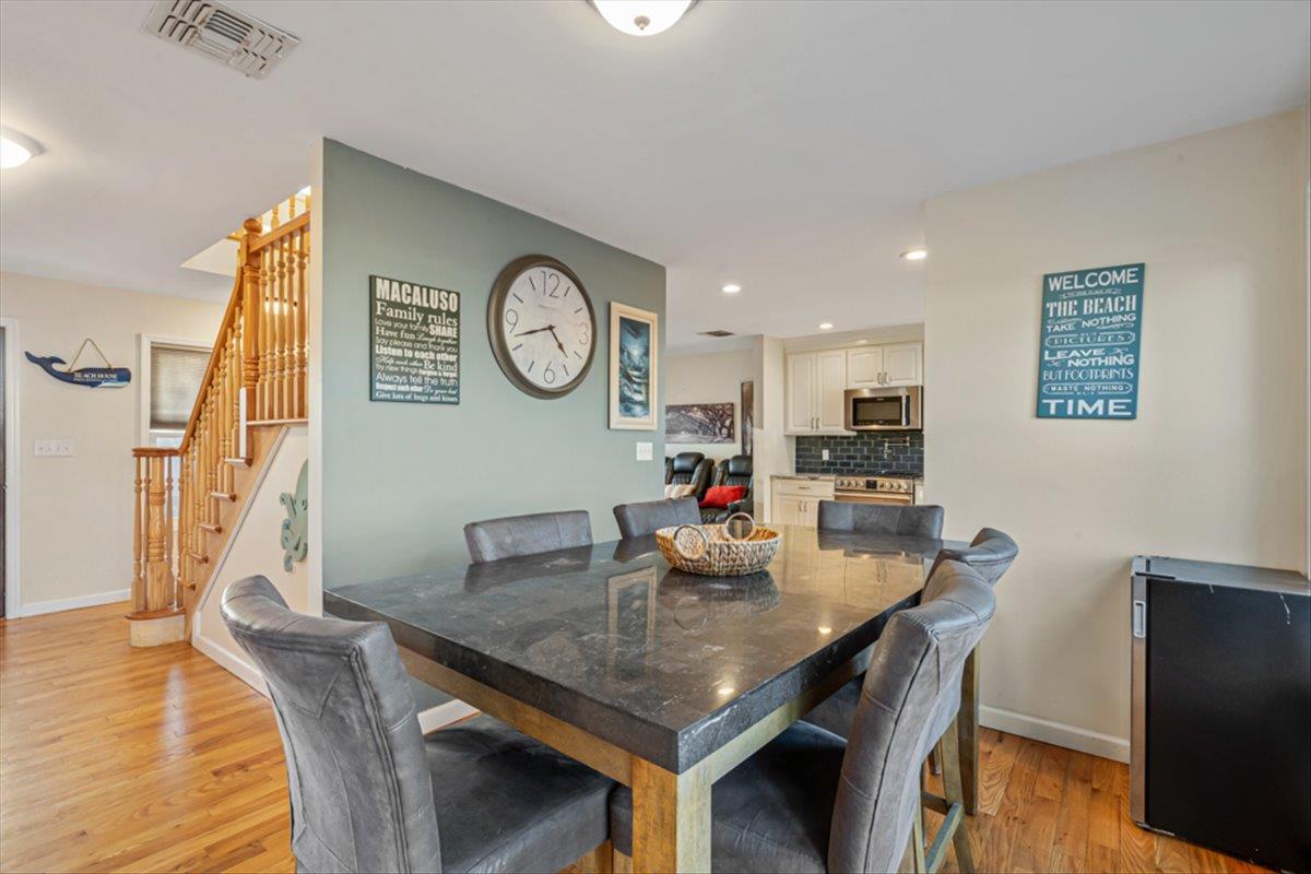 Single Family Bay  Suffolk County, NY 11795, MLS-834083-11