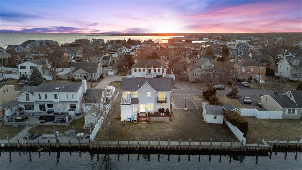 Single Family Bay  Suffolk County, NY 11795, MLS-834083-25