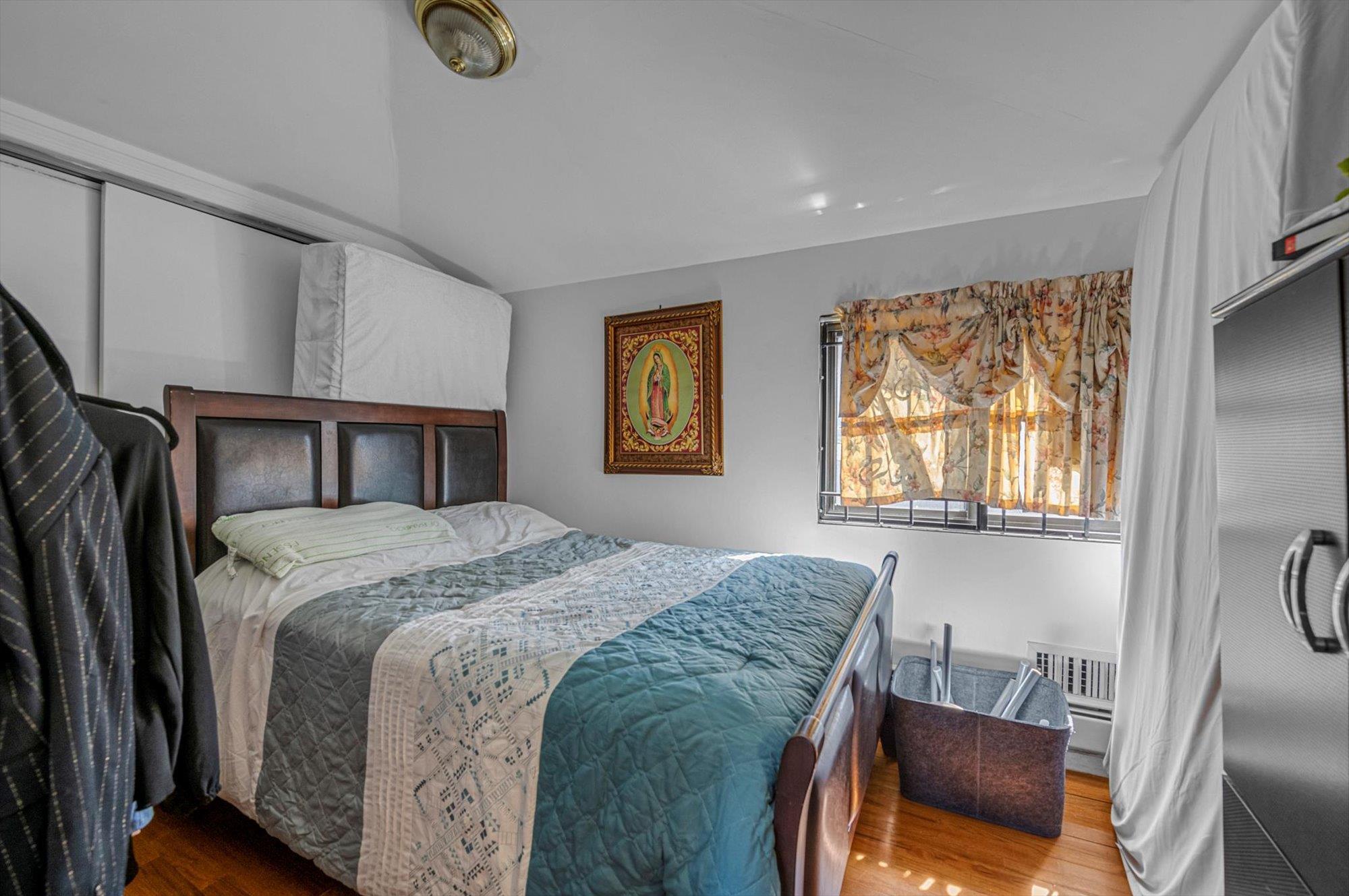 Single Family 94  Queens, NY 11369, MLS-834101-13