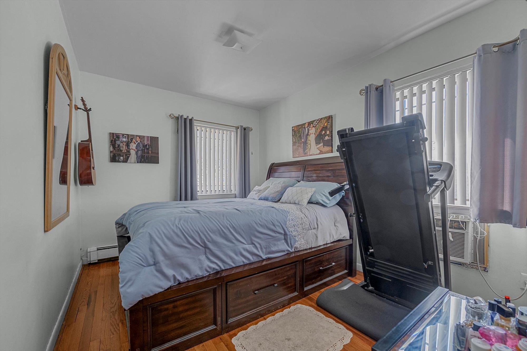 Single Family 94  Queens, NY 11369, MLS-834101-29