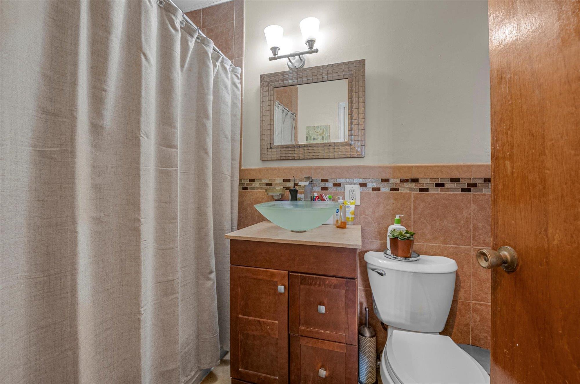Single Family 94  Queens, NY 11369, MLS-834101-30