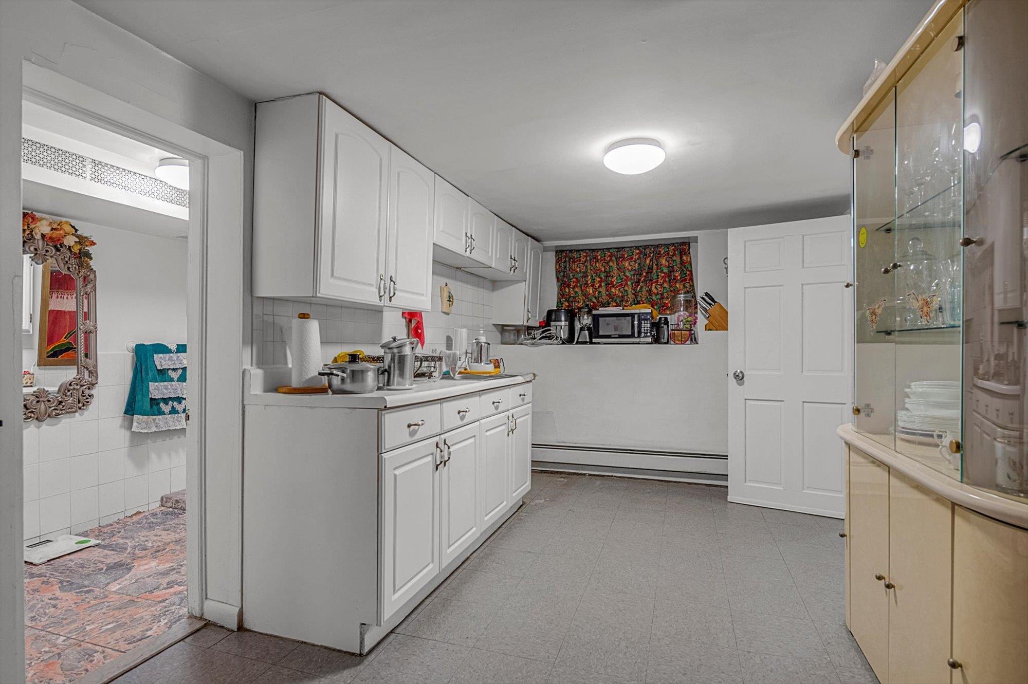 Single Family 94  Queens, NY 11369, MLS-834101-34
