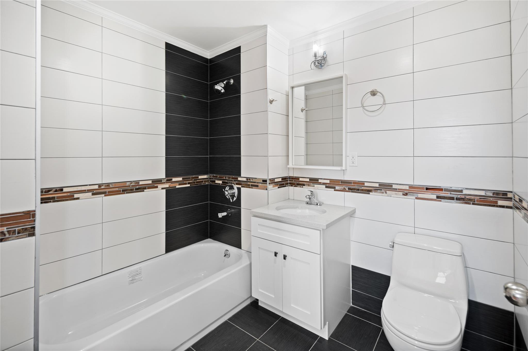 Condo Brighton 5th  Brooklyn, NY 11235, MLS-834137-10