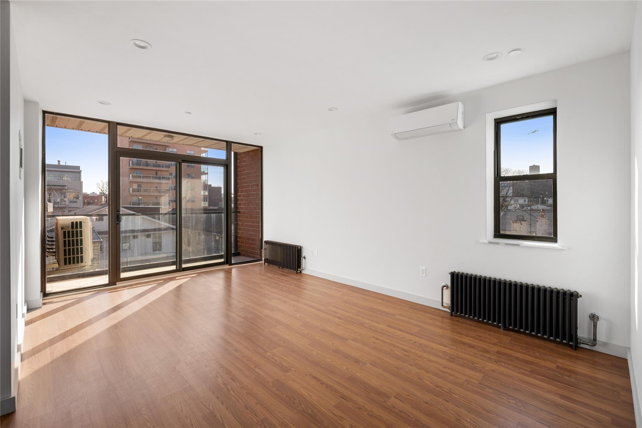 Condo Brighton 5th  Brooklyn, NY 11235, MLS-834137-3