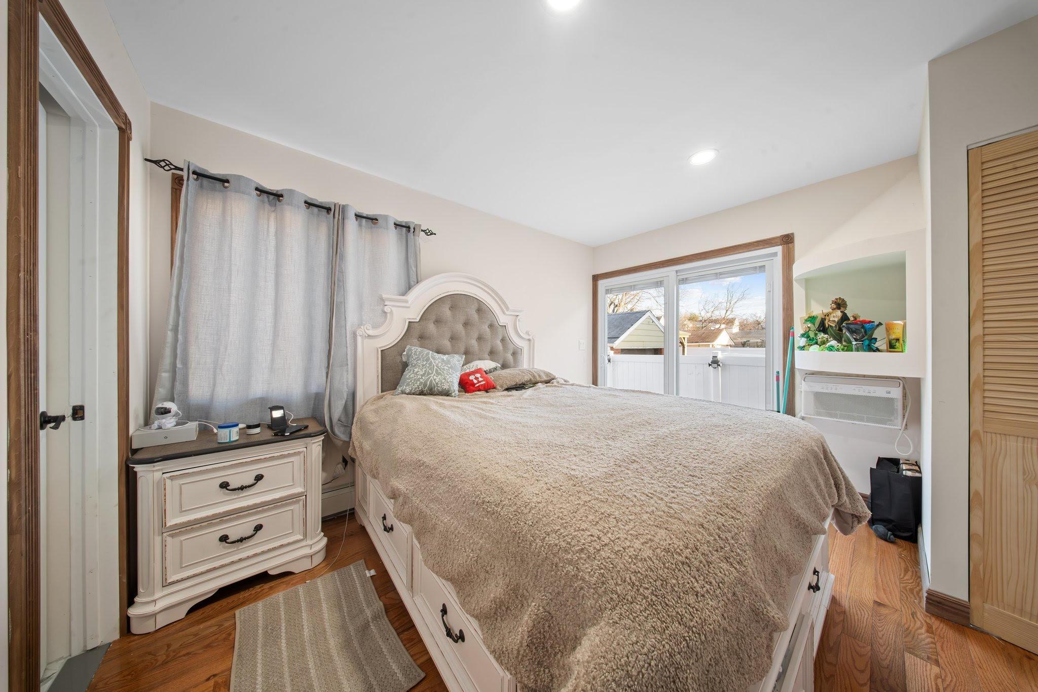 Single Family 169th  Queens, NY 11434, MLS-834170-10