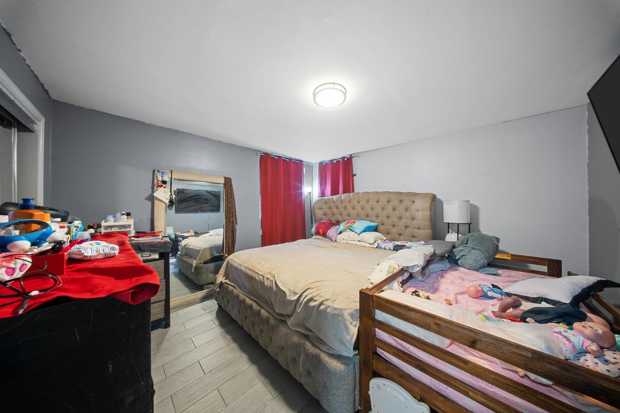 Single Family 169th  Queens, NY 11434, MLS-834170-25