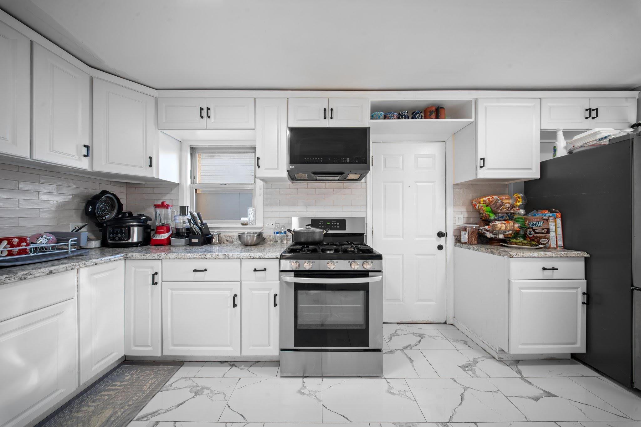 Single Family 169th  Queens, NY 11434, MLS-834170-8