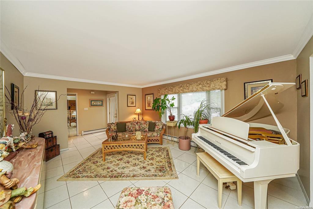 Single Family Peachtree  Suffolk County, NY 11766, MLS-834182-3