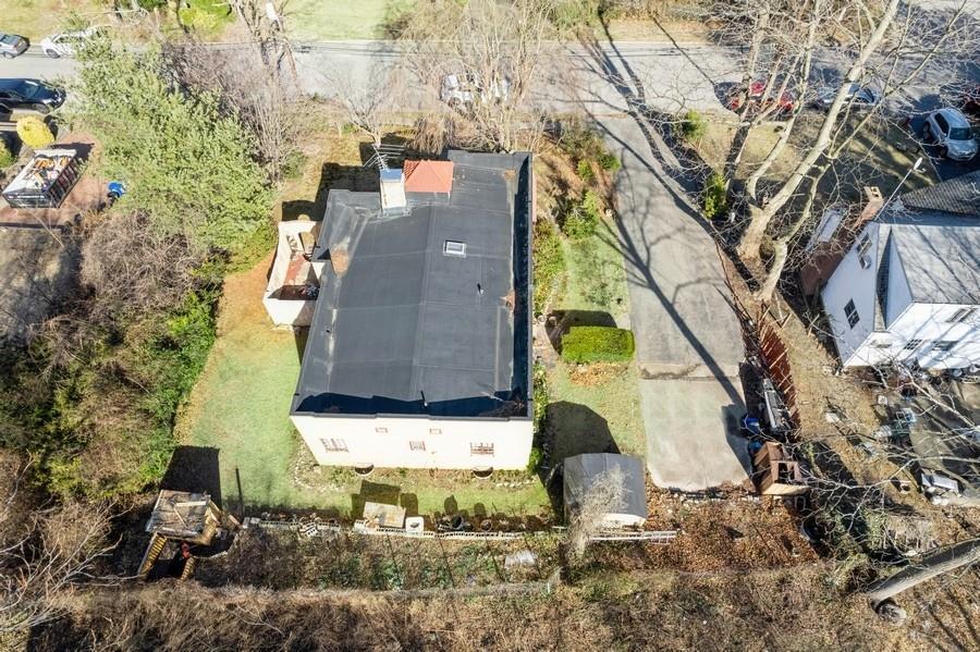 Single Family Saint James  Nassau County, NY 11542, MLS-834233-21