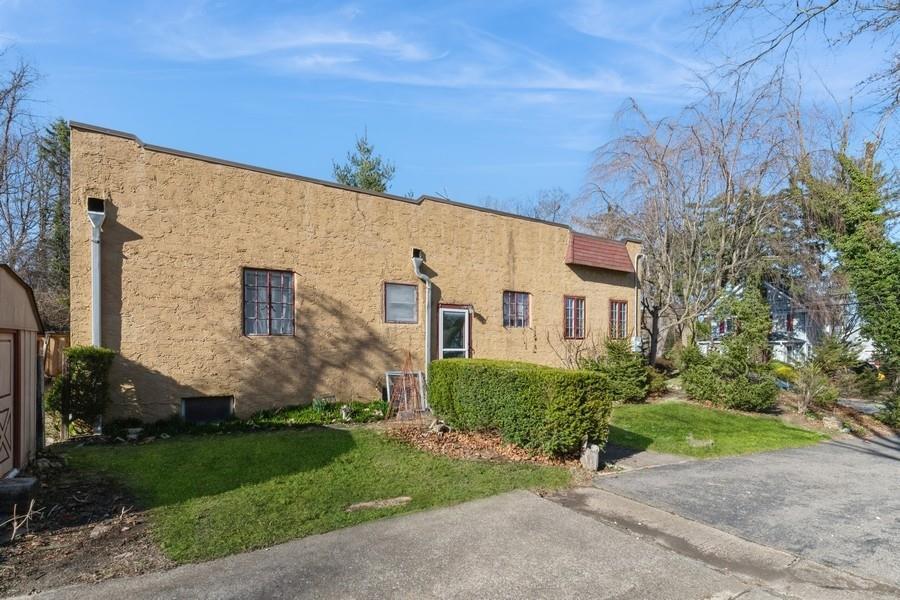 Single Family Saint James  Nassau County, NY 11542, MLS-834233-3