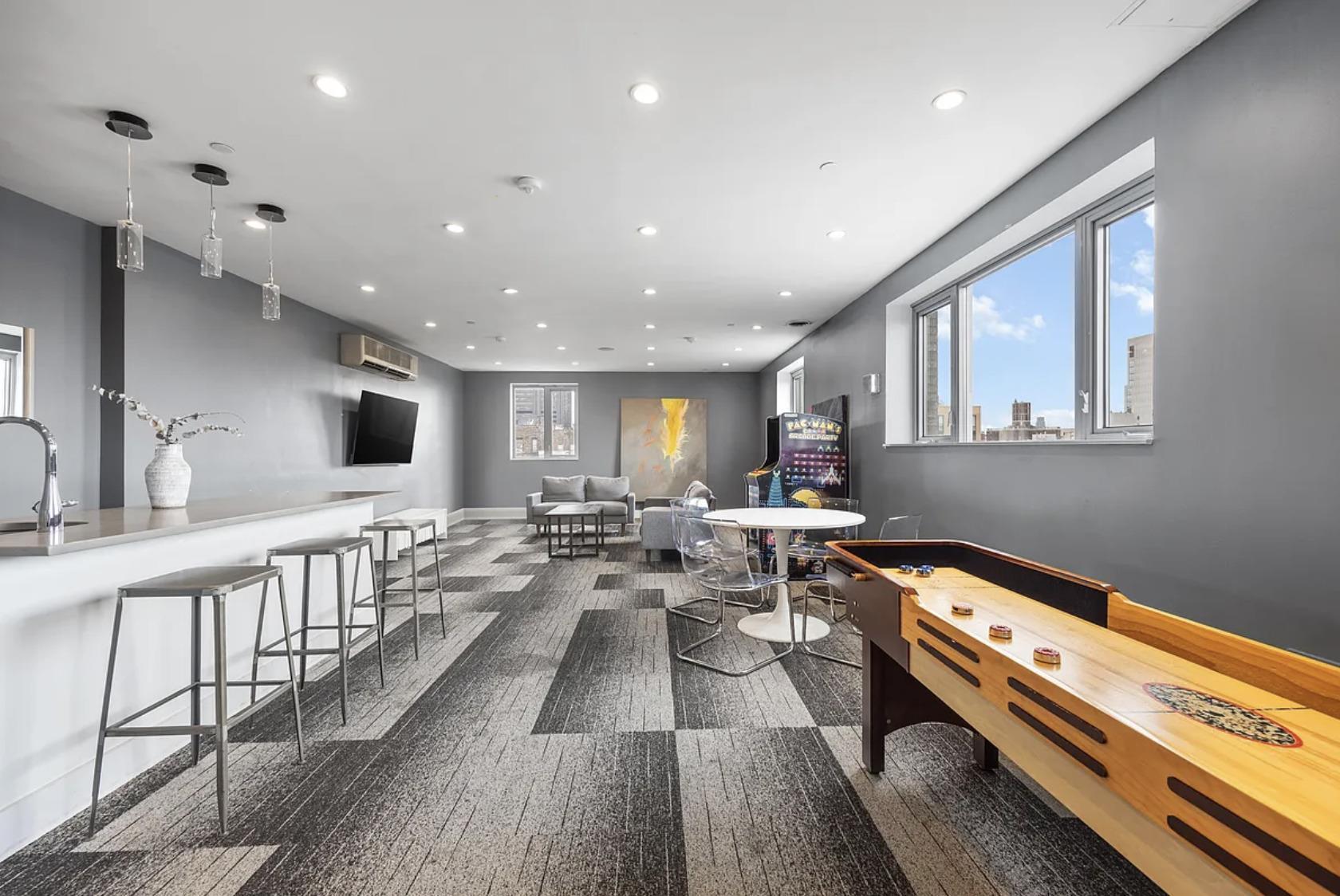 Commercial Sale 3rd  Manhattan, NY 10029, MLS-834247-10