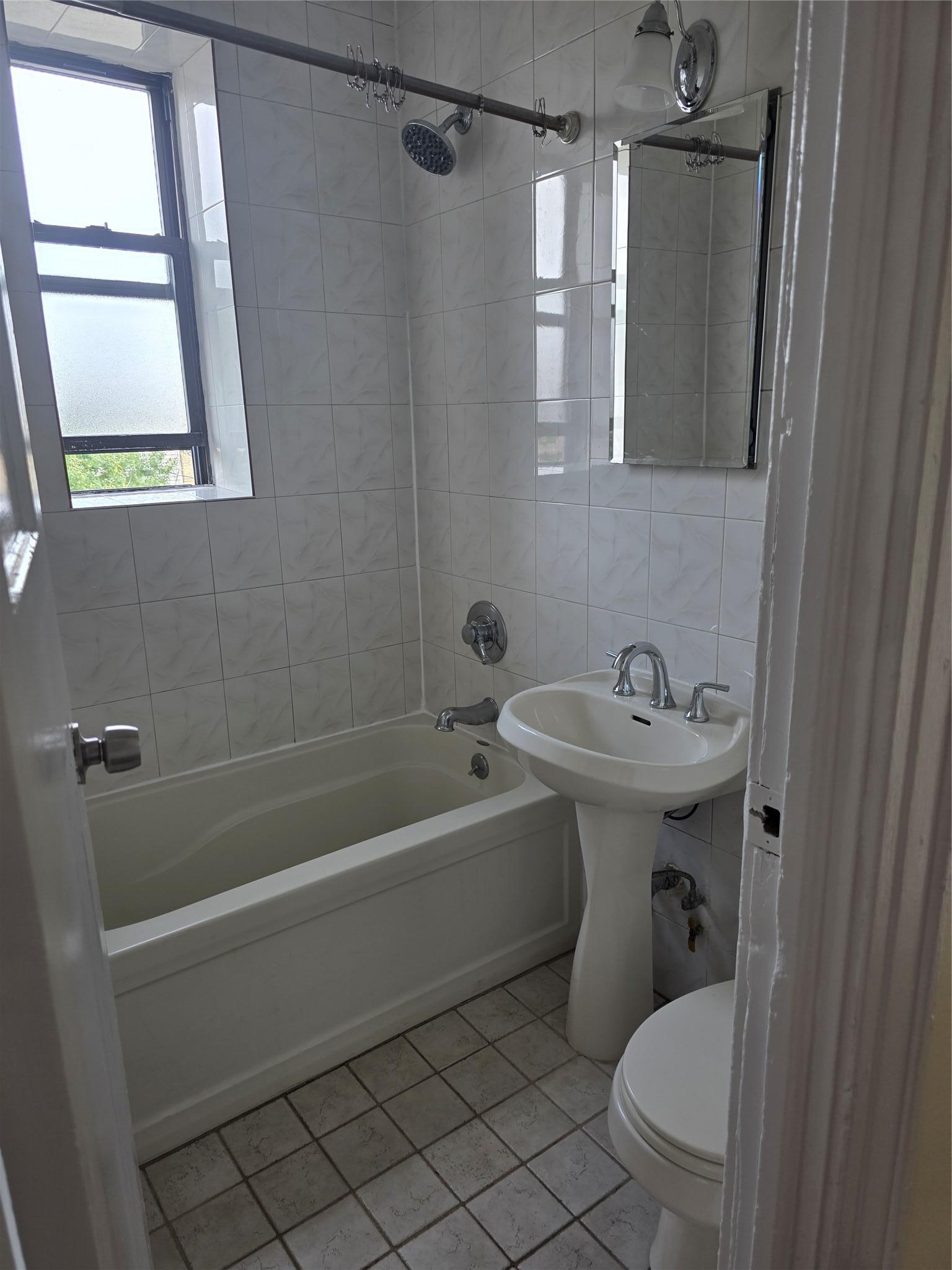 Commercial Sale Decatur  Brooklyn, NY 11237, MLS-834351-5
