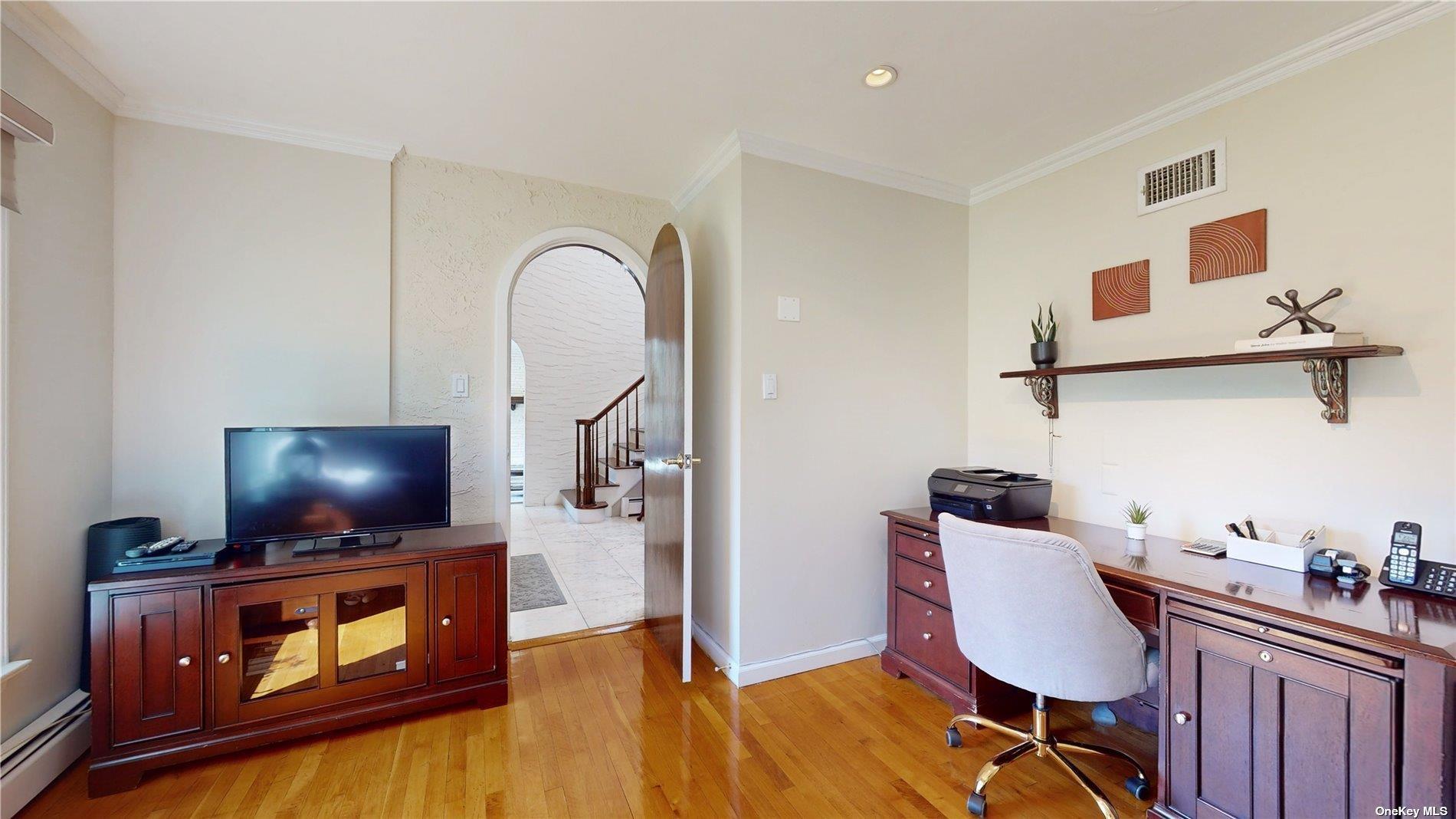 Single Family 27th  Queens, NY 11360, MLS-834391-17
