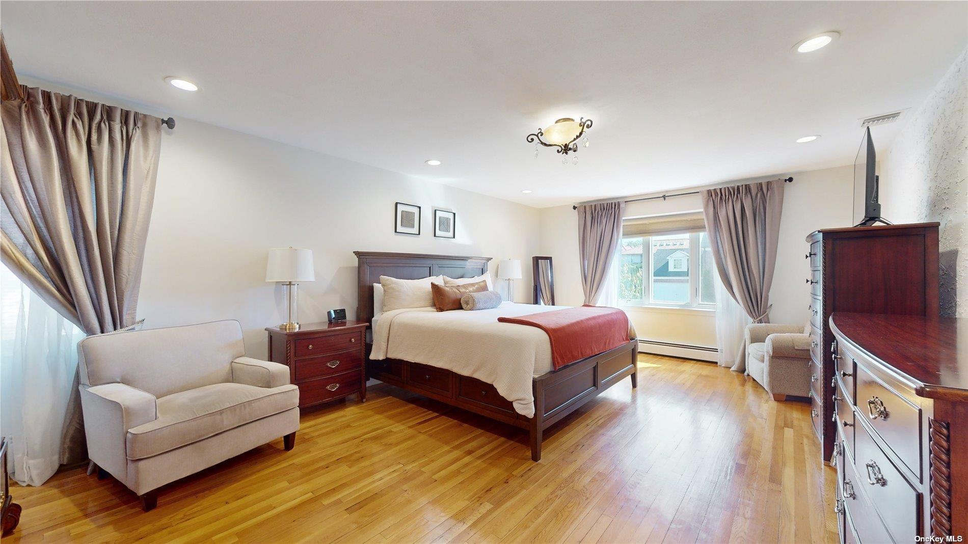 Single Family 27th  Queens, NY 11360, MLS-834391-18