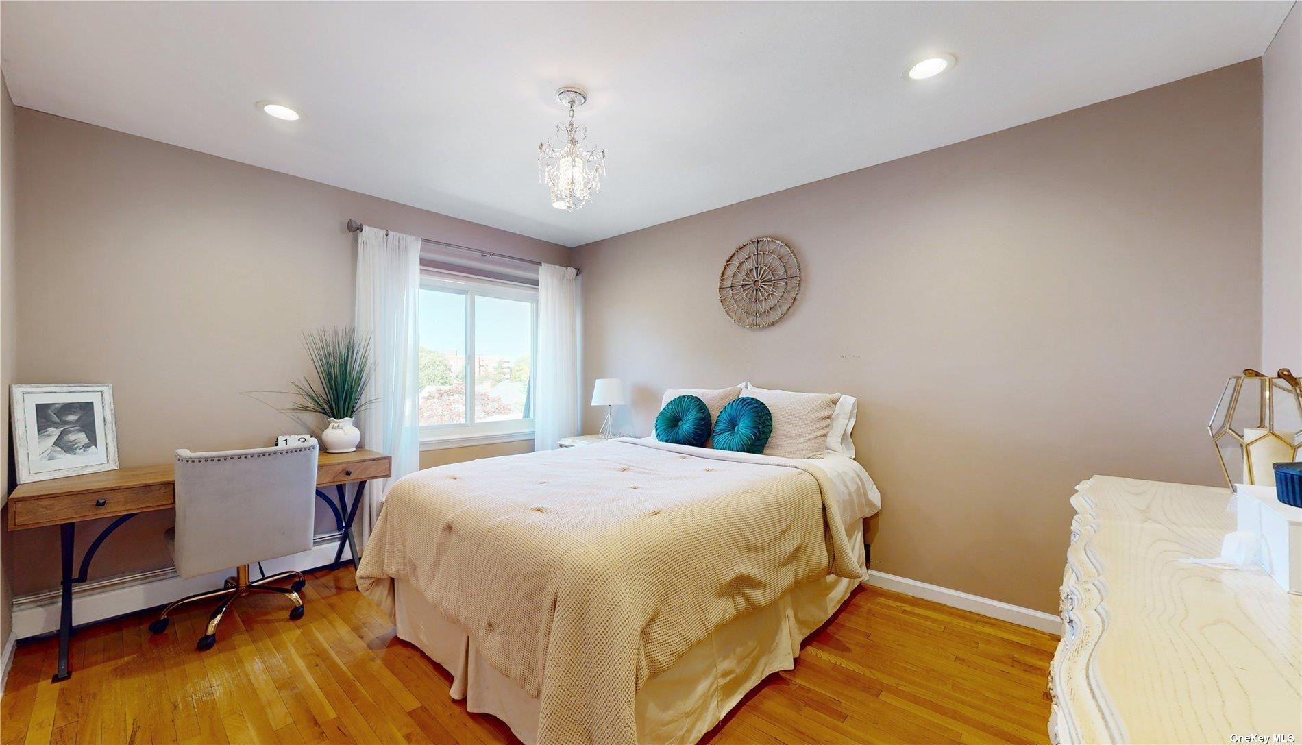 Single Family 27th  Queens, NY 11360, MLS-834391-22