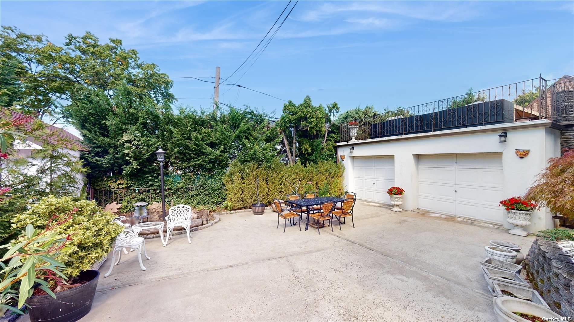 Single Family 27th  Queens, NY 11360, MLS-834391-29