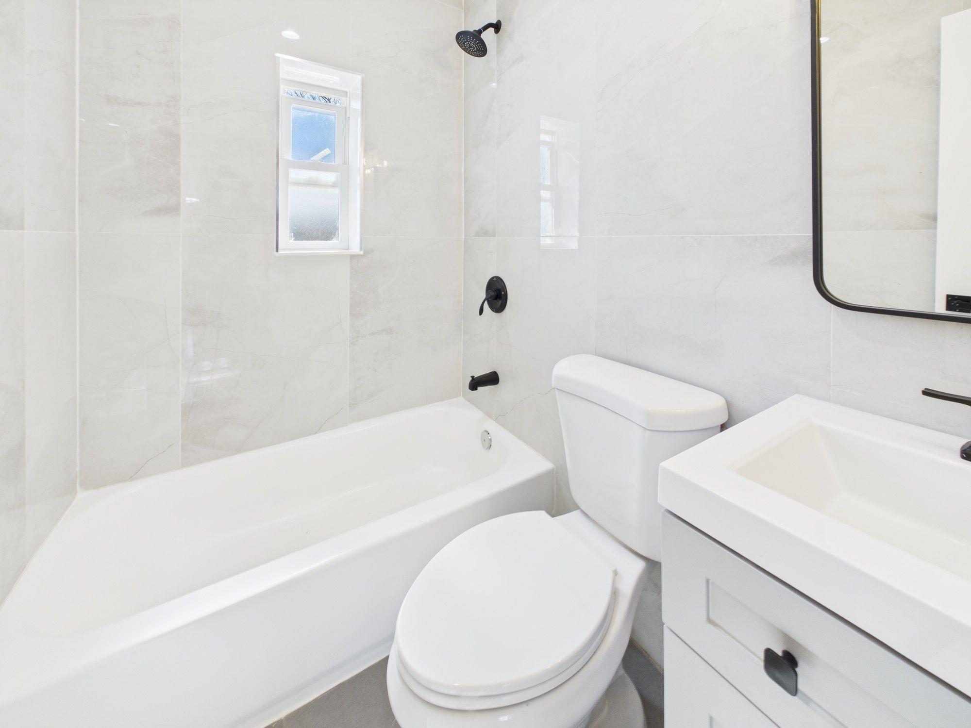 Single Family 213th  Bronx, NY 10469, MLS-834452-12
