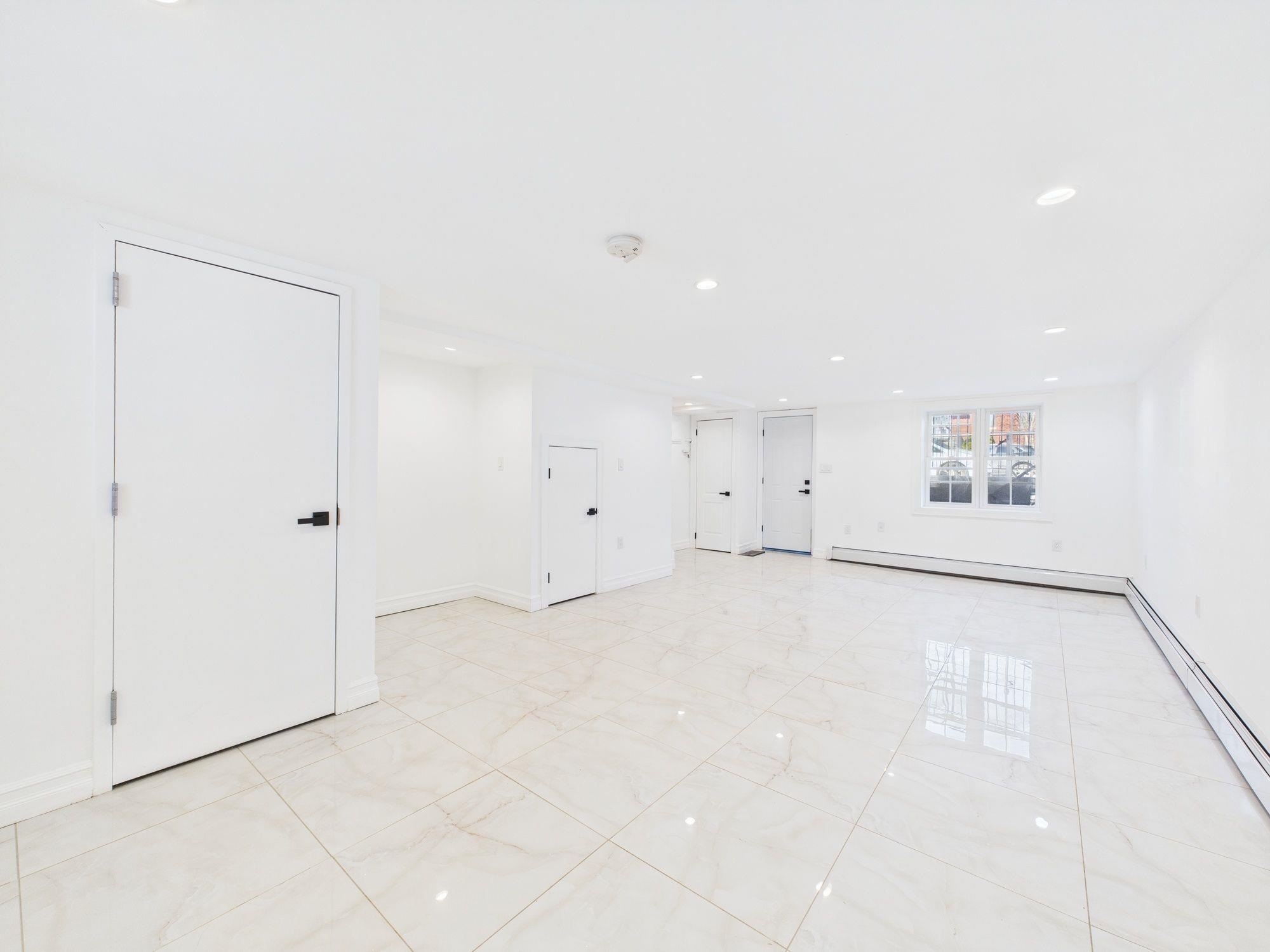 Single Family 213th  Bronx, NY 10469, MLS-834452-24