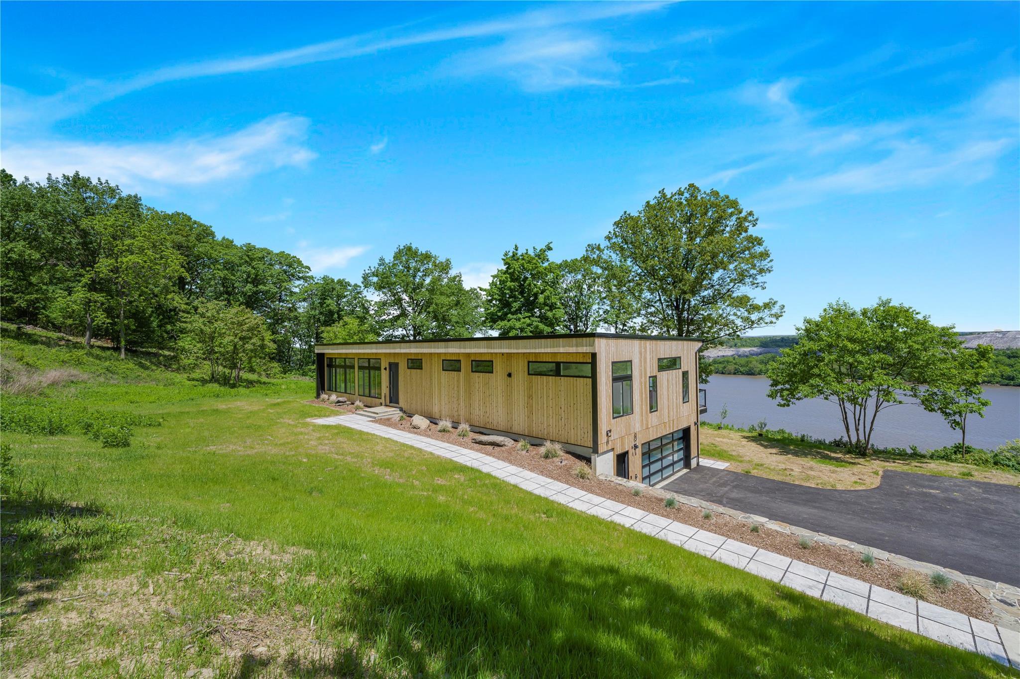Single Family River Vista  Ulster County, NY 12542, MLS-834462-22