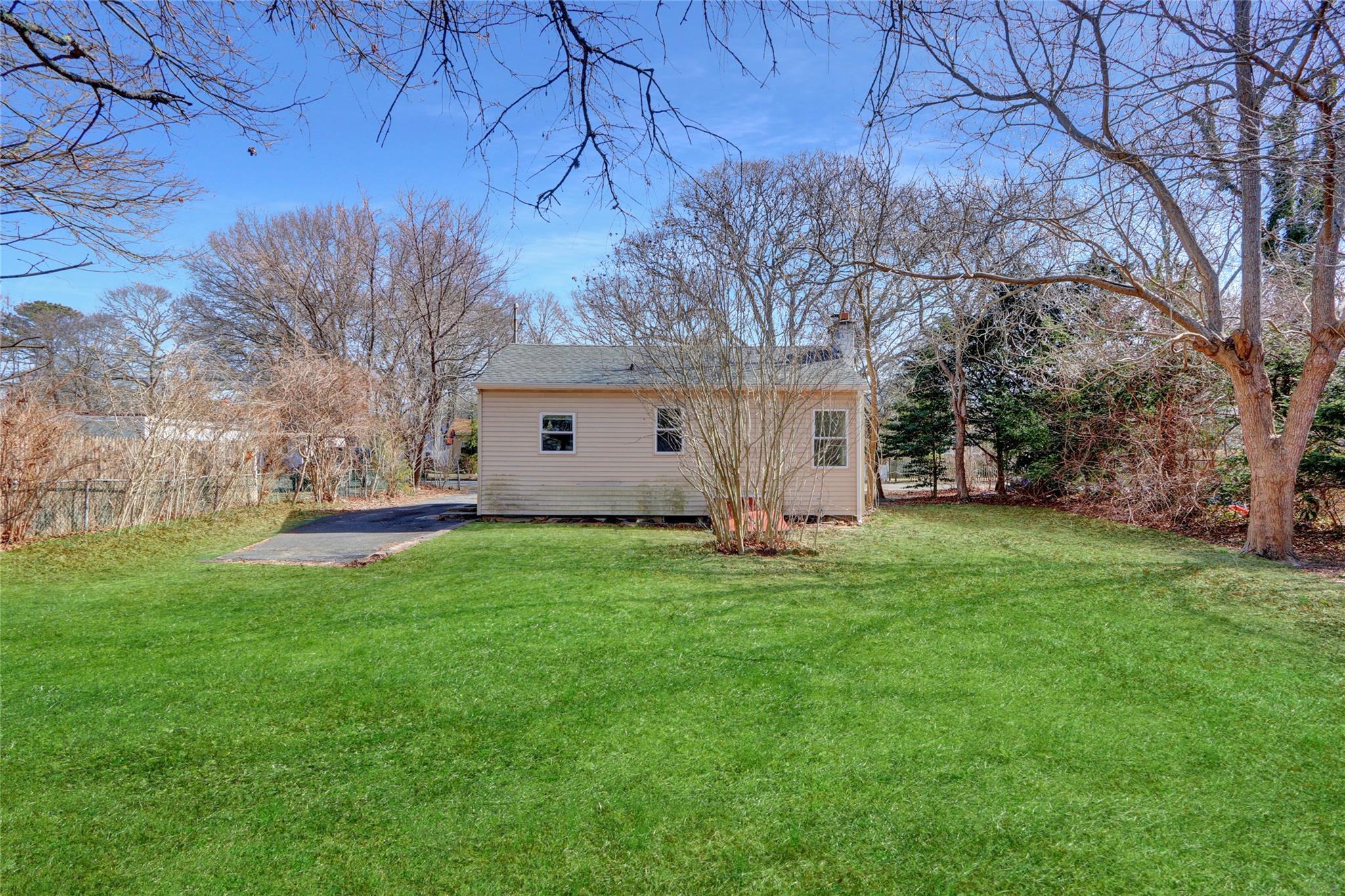Single Family Mckinley  Suffolk County, NY 11951, MLS-834497-16