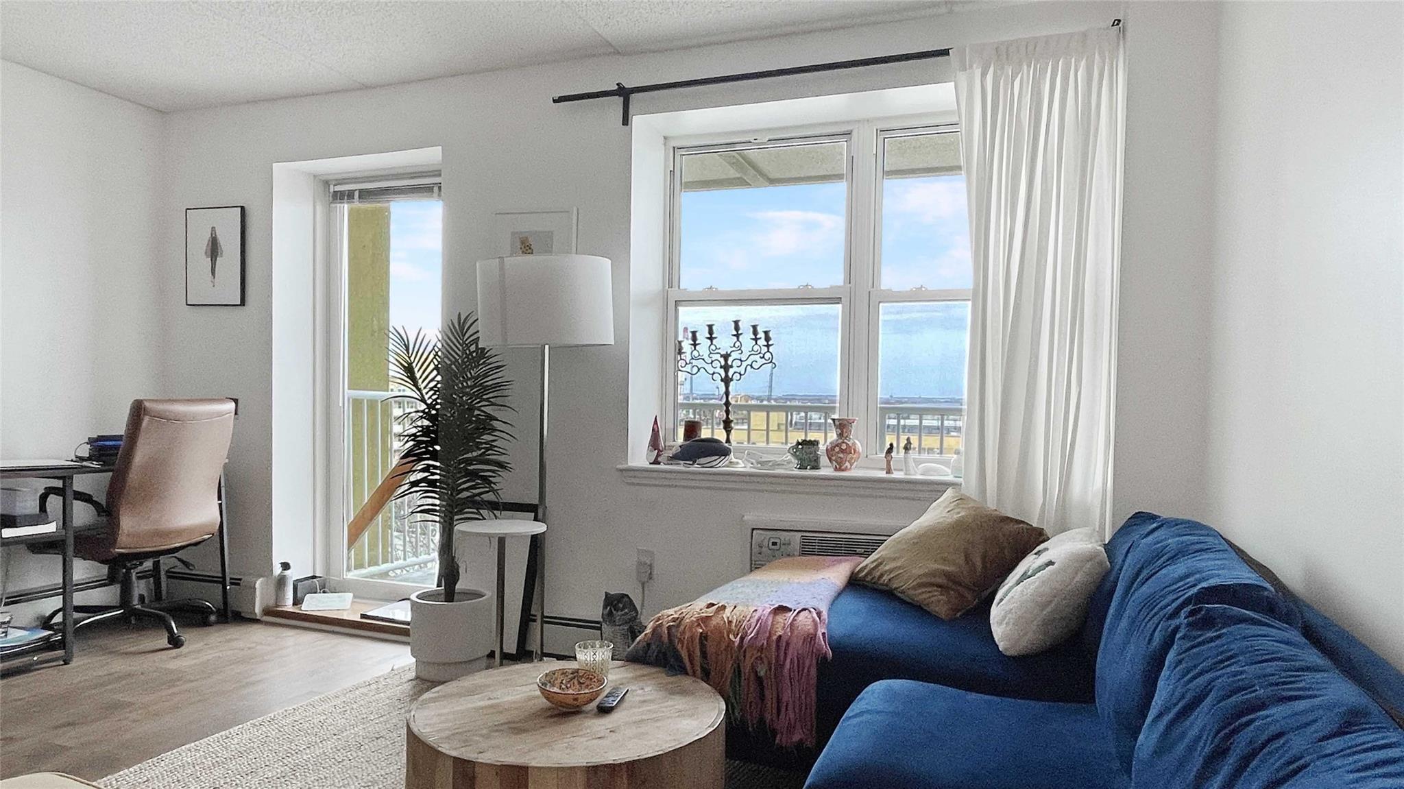 Condo Rockaway Beach  Queens, NY 11693, MLS-834553-3