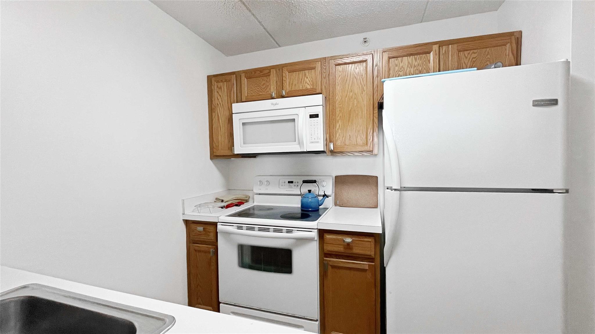 Condo Rockaway Beach  Queens, NY 11693, MLS-834553-6