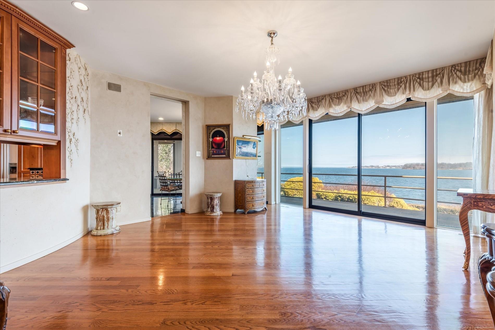 Single Family Gatsby  Nassau County, NY 11024, MLS-834557-11